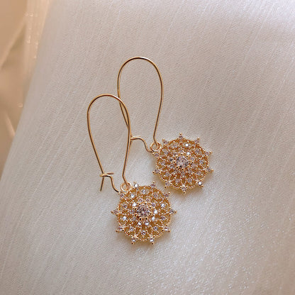 Earrings small temperament earrings