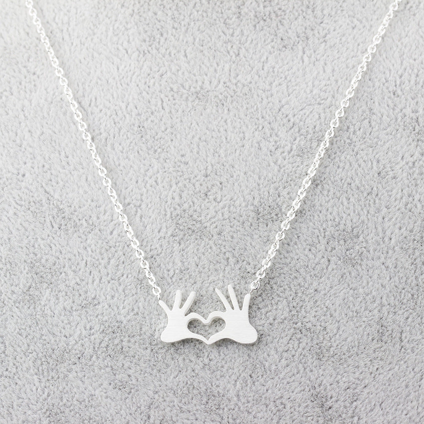 Heart heart necklace clavicle chain