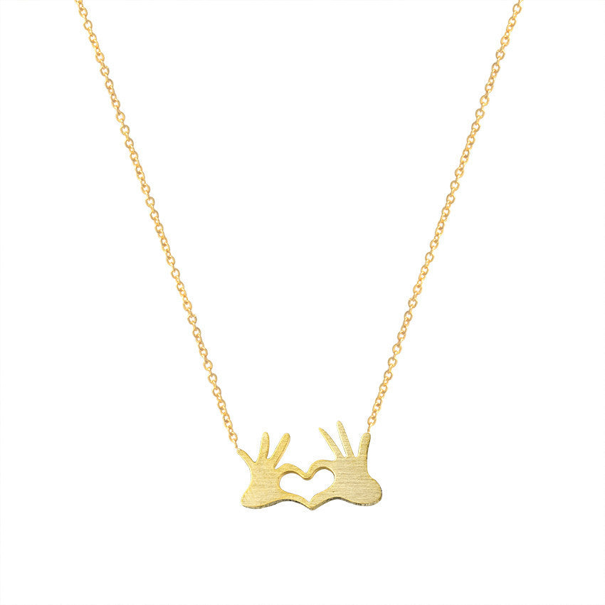 Heart heart necklace clavicle chain