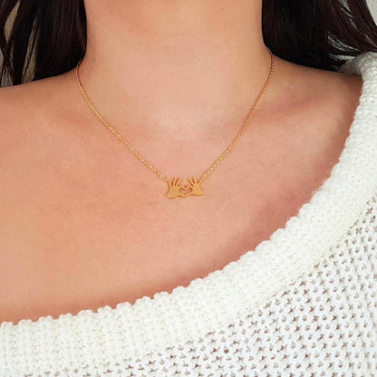 Heart heart necklace clavicle chain